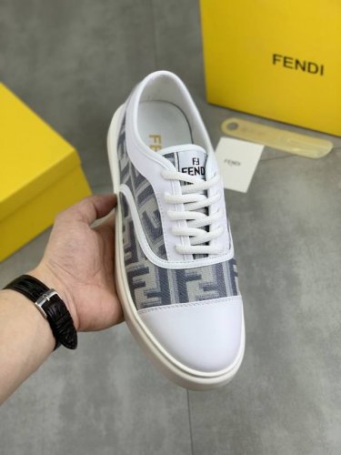 工厂p价p 实价 小怪兽 新款 Fendi 芬迪 新款 简约的走线效果 呈现出大气优雅且炫酷的驾车鞋 采用进口小牛皮+头层猪皮内里材质精良做工细致 脚感舒适 搭