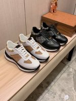 新款: 厂价 古奇Gucci* 最新爆款休闲鞋，顶端品牌奢侈～代购，顶级～质量。鞋面選用进口透气牛皮搭配织布材质透气羊皮垫脚 精细做工。原版个性时尚柔软橡膠耐磨