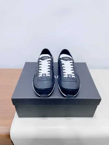 Price：350 男码+10 Chanel 小香25Ss最新款时尚休闲德训鞋！ Chanel新品宝藏球鞋、颜值超高，让人难以释怀！ 超多网红推荐款！对版新色