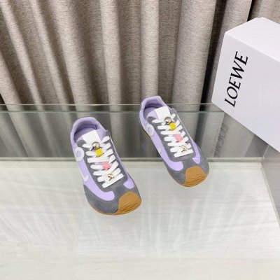 loew罗意威25Ss新款巴黎时装 Balletrunne芭蕾运动鞋 阿甘鞋 经典一眼就爱上的 拼接的极简风格真的做到极致 实在太百搭 随便穿搭就可以很高级 很