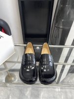 Loewe 罗意威 Campo 24ss 玛丽珍乐福鞋 来自2024早春秀场延续品牌设计师Jonathan Anderson一贯的玩味主义色彩 新款Campo玛
