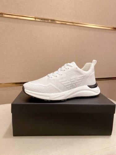 工厂P价 阿玛尼 Armani Exchange 最新春夏款休闲男鞋，欢迎1:1对比，爆单款香港专柜休闲鞋，专柜品质，支持验货，优质做工，鞋面采用意大利进口飞织