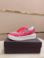 工厂价: VALENTl华伦天奴 顶尖工艺华伦天奴，时尚休闲运动款，多元素拼色！纯正高品质可1：1比较！面料：原版小牛皮 再生尼龙！内里：小羊皮附垫！质感、舒适