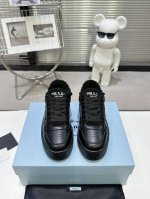 出厂价 ，Prada普拉达 最新Downtown Bold系列 厚底 松糕鞋 三角标 休闲运动鞋 小白鞋 原版购入开发 做货 Downtown Bold运动鞋从