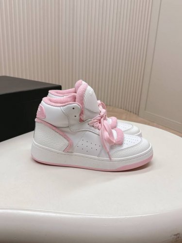 高帮出 P390 Ysl Saint Laurent 圣罗兰 Sl61春夏最新爆款休闲系列 Sl61运动低帮休闲鞋 圣罗兰 Sl61 ，原版购入 一比一复刻 ，
