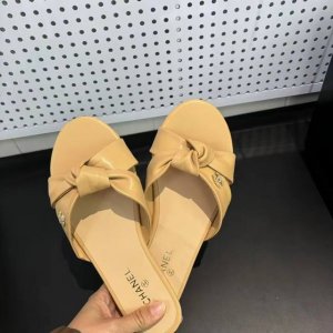橙子出厂价P P100 Chanel 香奈儿 春夏新款 蝴蝶结平底拖鞋 休闲凉拖 码数：35-41