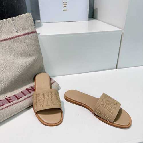高品质出厂390元！Dior 迪奥2025Ss秋冬新款简易铆钉Logo平底拖鞋！原版复刻！高版本 超耐看随意百搭款 上脚非常舒适 显瘦又显白，夏天居家、外出必备