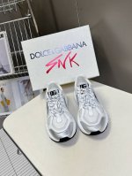 Dolce&Gabbana杜嘉班纳最新厚底情侣款 休闲运动鞋 原版购入 开发 做货 Dg系列以品牌 Dna 摩登视角灵感源泉 新一代年轻人为设计出发点 全新 S