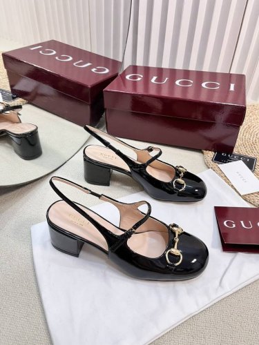 G家新款Gucci马衔扣露跟浅口后系带凉鞋粗跟漆皮凉真皮大底底 橡胶底 跟高：6cm 配码：35-42 41 40 42定做不退换 包装：原版全套红色包装