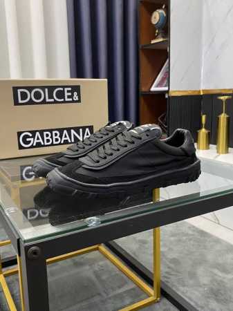 商品商标 Dolce&Gabbana 杜嘉&班纳 正码码数 38-44，45 46定做 商品材料 鞋面意大利牛皮鞋面，羊皮垫脚，鞋底：原厂特供原版橡胶大底，独家 - 点击图像关闭