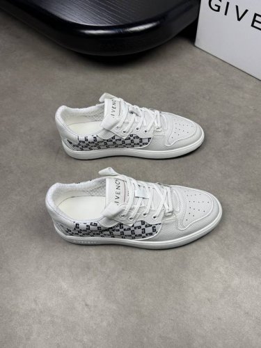 GIVENCHY 纪梵希 -高端品质 原单-鞋面；摔纹小牛皮、品牌图腾布匹、鞋身丝印品牌logo-内里：品牌网帆布，垫脚；水染牛皮-大底：超轻TPR 橡胶; 双