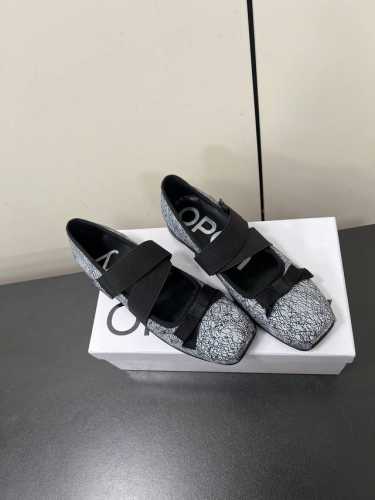 韩国小众设计师品牌OPEN YY春夏走秀款芭蕾舞鞋靴 第一眼看到这个鞋子就爱上了，带点复古味随意搭配都好看！各大网红博主都在穿它，整个鞋子非常柔软，好穿不磨脚鞋