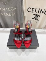 高版本出厂 Saint Lauren*～圣罗兰Ysl 25Ss春夏全新走秀款高跟凉鞋 全新鞋型 唯有Ysl最懂女人心，不接受反驳，超级无敌女人味神器，女人必备