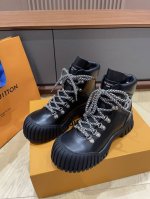 Louis驴牌经典切尔西短靴 size35 36 37 38 39 订40不退换
