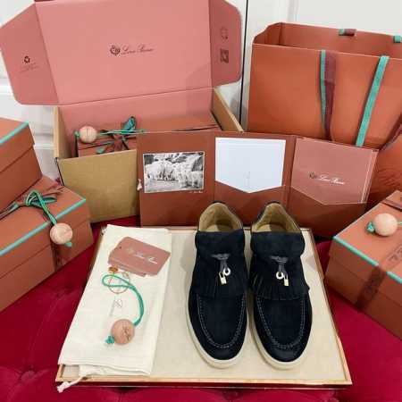 代购级版本 Loro Piana Open walk秋冬系列代购品质 全新升级对版original details极简的LP式秋季浪漫，来源自于Lp家族的超级游 - 点击图像关闭