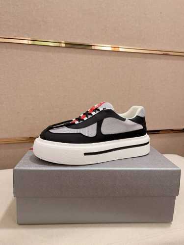 工厂价 高版本 高品质新款prada 普拉达 专柜同步上市， 新款男鞋、面料精选牛皮高科技滴胶工艺制作而成。内里:全牛皮内里。高端气垫开模防滑橡胶大底，精美线条