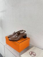 Hermes爱马仕2024第一双包头穆勒拖鞋 高定版 话不多说 品质先来 原版1:1开模 清晰压印Logo垫脚 意大利进口真皮大底 码数35 36 37 38