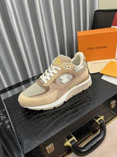 出厂价 Louls Vultton 路易威登～独特现风运动鞋。Lv专柜代购休闲鞋 男士2022专柜同步发售，意大利进口原版品牌精选原版材质 拒绝脱色磨脚 鞋底：