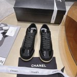 24K C家全皮休闲鞋 阿甘鞋 百搭神器 面料: 原版进口油蜡牛皮 金属皮+牛京 内里：定制羊皮里 鞋底：原版开模牛筋底 电绣大logo Size : 女款35