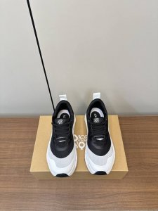 顶级版本 Loewe｜罗意威 X On Cioudtilt2.0情侣款休闲运动鞋Ｐ 罗意威 Xon 昂跑全新合作系列 时尚，品牌与瑞士高性能运动品牌On携手打造