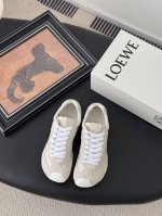 Loewe 2025新款德训运动鞋 可可爱爱又复古种草了 罗意威走上新道路 复古又萌萌 轻便舒适又百搭 跑步暴走都吃香呐 Size:35-40