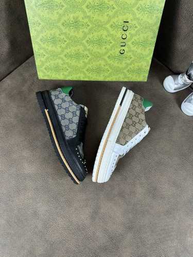 工厂价 Gucci 古奇系列最 2024新款精心打造，引爆全场！不断创新的国际品牌 此款男士四季运动休闲鞋，原版版本，鞋面采用牛皮面料 ，皮垫脚真爆超轻防滑大底