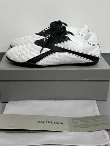 女 男+10，Balenciaga巴黎世家 系带 休闲单鞋 女款 黑色 面料牛皮羊皮 女：35-40，男：39-44 女41男38.45 定制不退不换