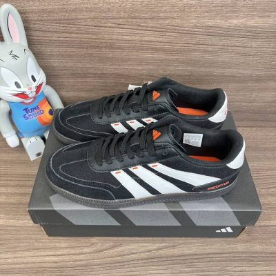 adidas Predator 24 League Low Freestyle 圆头 舒适 防滑耐磨 足球鞋 黑色。 货号: Ig8974 码数:36-45码！
