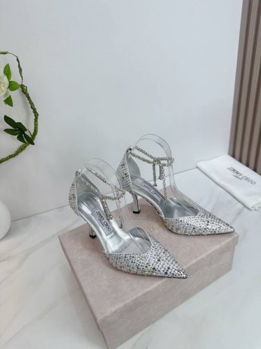 出厂 Jimmy Choo 吉米周 是一个非常全面之尊贵时尚生活品牌 香港,美国等大时尚博主及明星的同款表带女士高跟 中跟 平跟后空凉鞋系列 澳大利亚尖头 圆头