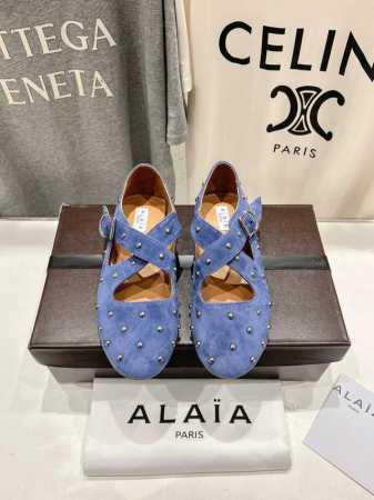 高版本出厂 独家新品 Alaia 阿莱亚25Ss 走秀款糖果色平底芭蕾舞鞋 最近超火的一款平底鞋 章小蕙同款 甜酷芭蕾风 人气超高的一款芭蕾舞鞋，浪漫又迷人 舒 - 点击图像关闭