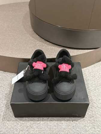 出厂 P420、13De Marzo 小众潮牌 25Ss新款 立体玩偶 溶解鞋 休闲鞋 立体小熊玩偶溶解鞋 这双鞋采用独特溶解设计 让每一步都充满趣味 小熊玩偶 - 点击图像关闭