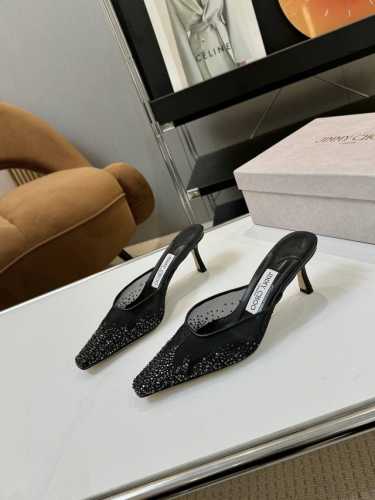 price: 品 牌： Jimmy Choo 25春夏新品网纱烫钻方头小猫跟拖鞋！Jc经典水晶烫钻网纱高跟鞋 超级仙的一款啊！美得让人窒息 超闪昂贵施华洛世奇水