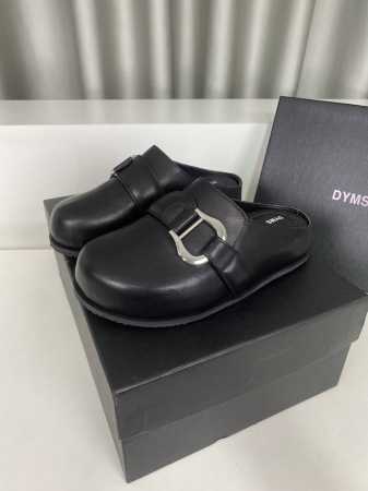 DYMONLATRY 春夏新款极简大头勃肯拖鞋 刷新视觉美感，厚底大头萌宠大气，国潮轻奢崛起的标识，外观 配色 线条 无不彰显与众不同的美，众多明星网红博主种草 - 点击图像关闭