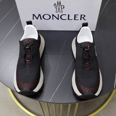 出厂价Pp： Moncler 盟可睐 蒙口 -鞋面：品牌布匹拼接皮料车 -内里：舒适透气 -大底：原版轻便柔软耐磨大底 -超高品控 做工精细：凸显 高端 贵气