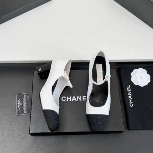 工厂价 顶级品质！Chanel 小香25C早春新品、高跟鞋 粗跟方头玛丽珍单鞋香奶奶家一贯的优雅名媛气质 高级感十足上脚非常nice～极简的配色深入人心~本年度
