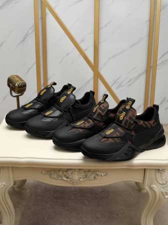 支持退换 Fendi 芬迪 首发时尚百搭休闲男士休闲鞋，....作为时尚界的活跃一族 为中国时尚潮男打造出这款休闲时尚简洁男鞋 鞋面料采用进口弹力布+全头层猪里 - 点击图像关闭