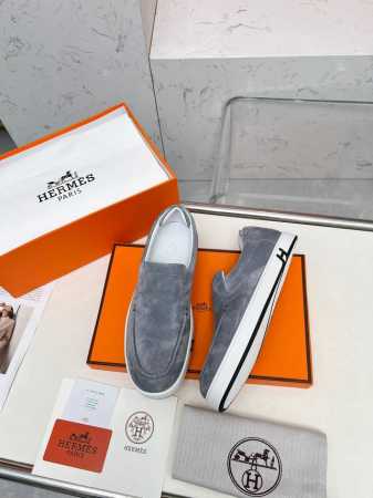 Hermes 顶级 -Size ：39-44 38，45定做 2025Ss HermèS 爱马仕 早春新品 Kiddy兔系带休闲运动鞋 饰有标志性“H”细节 设 - 点击图像关闭