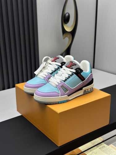 橙子出厂价p louis Vuitton 路易威登 Lv Trainer 情侣款运动鞋板鞋 休闲复古篮球鞋 从复古篮球鞋汲取灵感 打造备受青睐的 Lv Trai