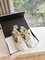 所见即所得G059代购级Loewe罗意威2025巴黎时装周新Balletrunner 芭蕾运动鞋 阿甘鞋经典一眼就爱上的！拼接的极简风格真的做到极致！实在太百搭