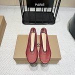 出厂: 独家顶级版本 Le Monde Beryl 25Ss 夏季新款网面单鞋系列 圆头网面单鞋 光泽莹润、细腻而柔软的面料，有着非常高贵的质感，给人一种优雅的