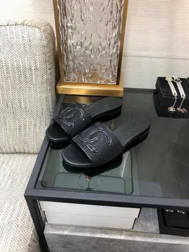 福利秒杀特价170 . 黑色35 2.36 3.白色36 3..绿色36.38....金色36..特价不退不换