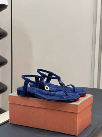 代购版 飞机包装 Loro Piana Ss24 New Arrival～ Lp 44春夏夹趾凉鞋新品 简约精致女孩 脚感很赞 顶级精品，意大利进口牛皮底 Si - 点击图像关闭