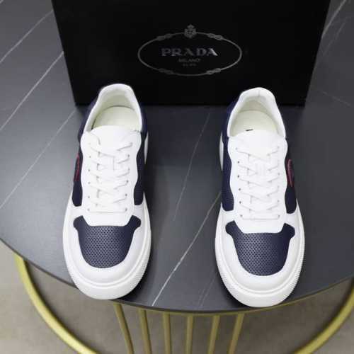 Prada 普拉* -高端品质 原单 -鞋面：进口纳帕小牛皮、打孔小牛皮、鞋身车缝品牌图腾、鞋舌空压品牌logo -内里：水染牛皮 -大底：超轻tpu 发泡；成