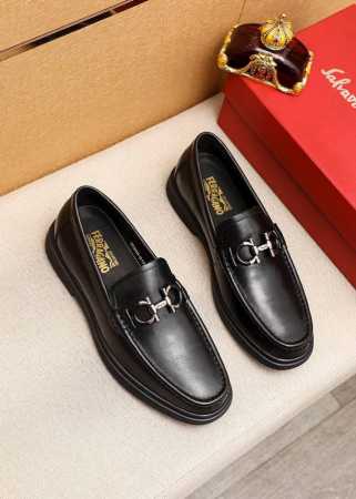商品商标 Ferragamo 菲拉格慕 休闲皮鞋 正码码数: 39-44 38.45订制 商品材料 精选 进口头层小牛皮鞋面+奢华五金扣 进口水染牛皮内里 强烈 - 点击图像关闭