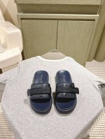 Dior 魔术贴拖鞋 夏日沙滩度假必备单品 极简风格轻便舒适 原版开模抽真空发泡底 超贴合脚感 Christian Dior刺绣布面款 钢印皮面款 Size：3