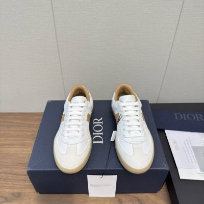 迪奥Dior 情侣款C Est 25Ss 新款休闲鞋 运动鞋板鞋 小白鞋 顶级版 情侣款码数 彰显醒目而时尚的风范 精心制作 鞋面设计风格搭配超级时尚 细节也增