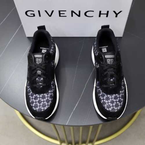出厂价Pp： Gv *Y～纪梵希.全新Giv 1男士厚底增高休闲运动鞋，鞋面高品质小牛皮拼接透气布面制成！上脚效果帅气有型，增高4Cm，提升气场，鞋身撞色拼接设