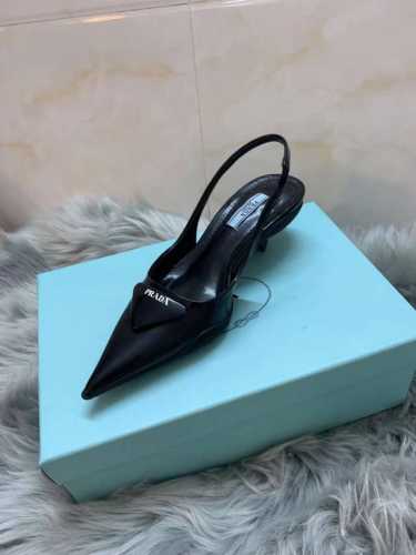 橙子出厂价P P140 Prada 普拉达春夏新款 尖头猫跟凉鞋 包头凉鞋 跟高：3Cm 码数：34-40