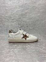 冲量价: 男+10 Golden Goose 顶级版BALLSTAR小脏鞋 购买专柜最新原版拆解，1:1复刻打造 老工匠纯手工制作，独特磨破做旧风格，就连鞋底也