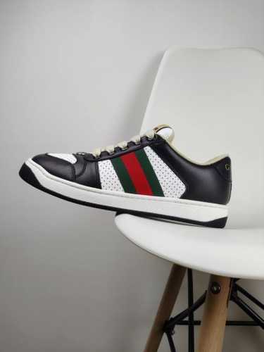 橙子出厂价 跑量主推款 Gucci 古驰小脏鞋系列 经典原型复古百搭做旧脏脏鞋板鞋 复古学院风 怀旧版 情侣款 男女同款 鞋面擦色牛皮拼接经典双G布面料，皮面切